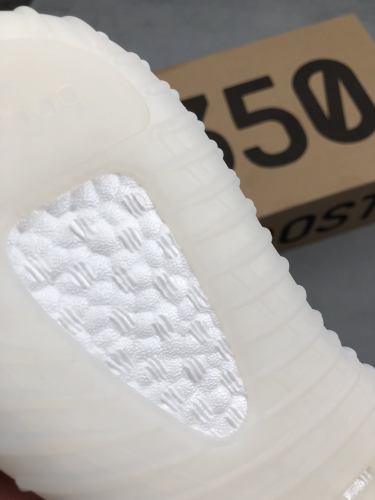 SH Yeezy 350 adidas Yeezy Boost 350 V2 Cream White Real Boost  CP9366