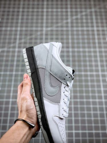 SS TOP Nike Dunk Low White/Neutral Grey-Black (W)  317813-101
