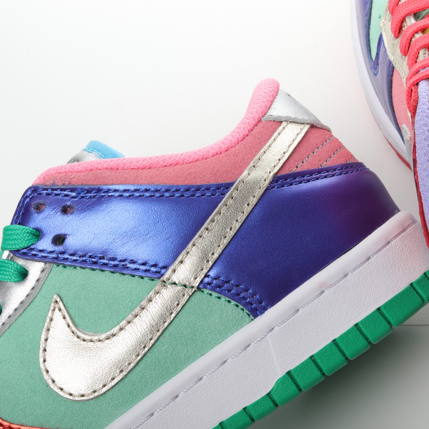 nike dunk se candy