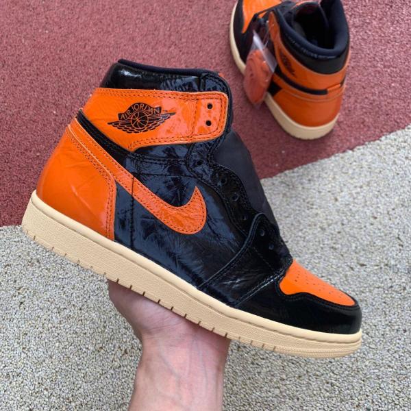 LJRSNEAKERS AIR JORDAN 1 HIGH 'SHATTERED BACKBOARD 3.0' 555088-028