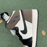 LJRSNEAKERS AIR JORDAN 1 HIGH 'DARK MOCHA' 555088-105