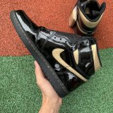 LJRSNEAKERS AIR JORDAN 1 HIGH 'BLACK METALLIC GOLD' 555088-032