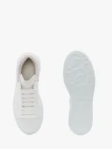 Alexander McQueen Oversized Sneaker in Lilac Women 553770-WHGP7-9490