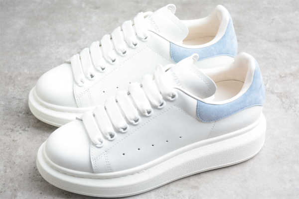 Alexander McQueen Sneaker haze blue 553770-WHZ4N-9086
