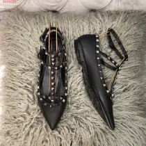 VALENTINO ROMAN STUD CALFSKIN PUMP 10 MM