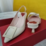 Roger Vivier Virgule Lacquered Buckle Slingback Pumps in Patent Leather