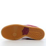 MS BATCH SKATE LIKE A GIRL X DUNK LOW SB DX4589-600