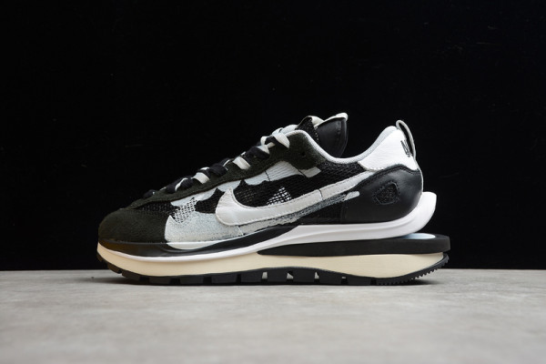 Sacai x Vaporwaffle Black White CV1363-001