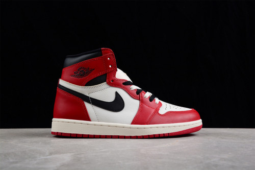 Air Jordan 1 Retro High OG Chicago Lost&Found DZ5485-612