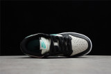 Dunk Low Light Bone Tropical Twist CW1590-003