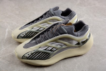 PK God YEEZY 700 V3 'FADE SALT' ID1674 PK God YEEZY 700 V3 'FADE SALT' ID1674