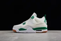 Air Jordan 4 Retro SB Pine Green DR5415-103