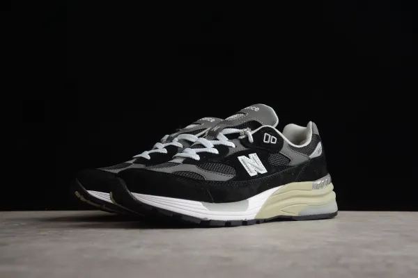 MS BATCH New Balance 992 M992EB
