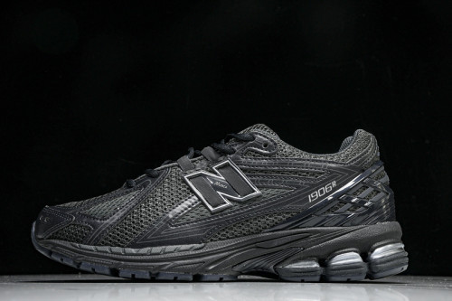 New Balance 1906R Black Metallic Silver M1906RJB