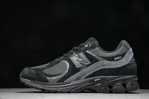 New Balance 2002R Black Dark Grey M2002RBL