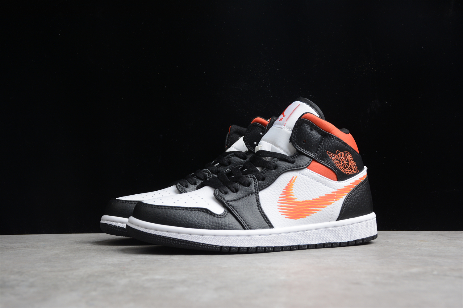 Jordan 1 Mid Zig Zag DN4929-100