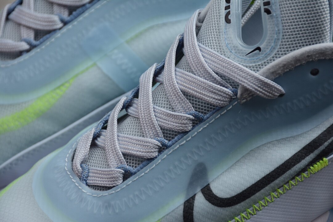 Nike Air Max 2090 Ice Blue CT7695-400