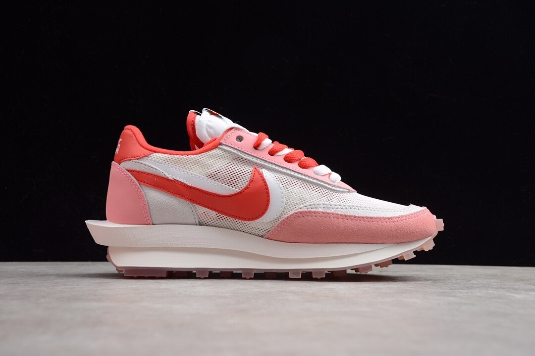 Sacai x Nike LVD Waffle Daybreak White/Sakura Pink/University Red BV5378-800