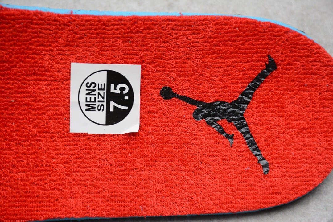 Air Jordan 4 Retro NRG   Do the Right Thing   AQ3816-063