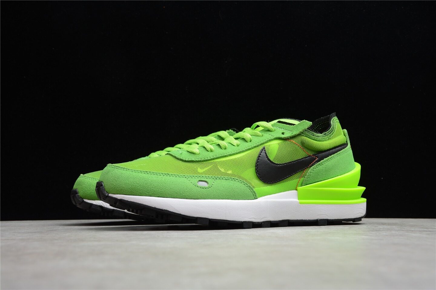 Sacai x Nike LVD Waffle Green White Black Shoes BV0073-001