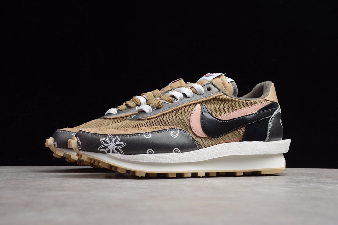 Sacai x Nike LVD Waffle Daybreak Black CV5053-001