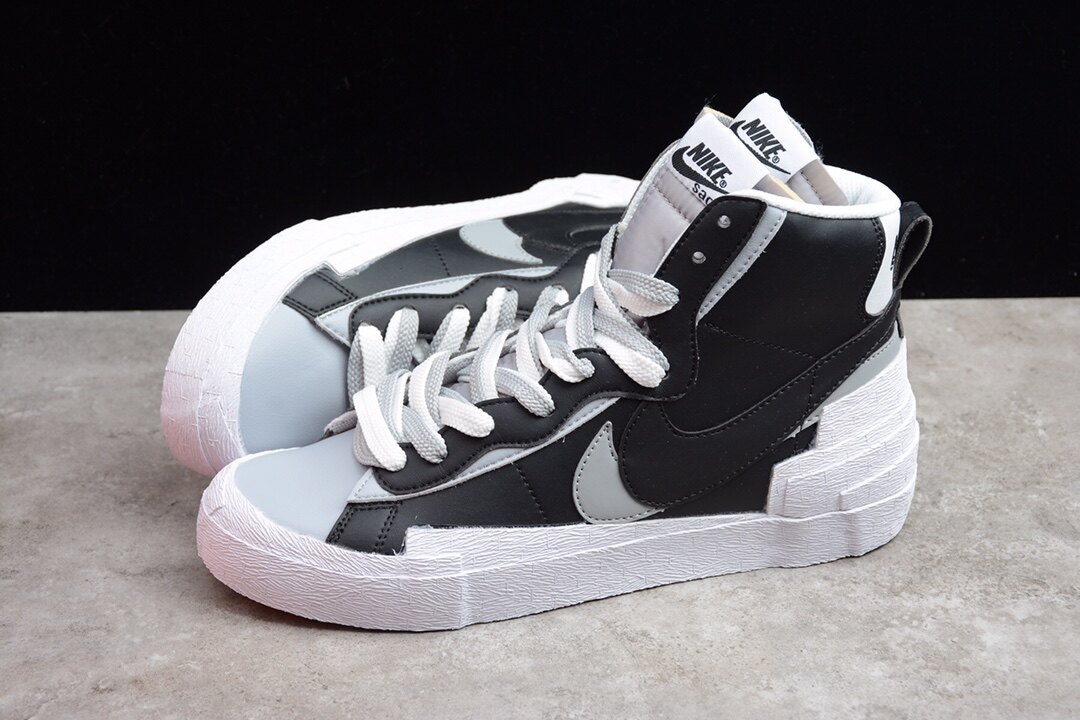 Nike Blazer Mid sacai Black Grey BV0072-002