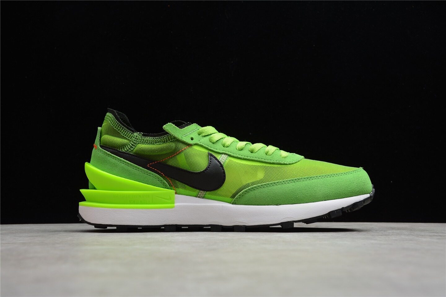 Sacai x Nike LVD Waffle Green White Black Shoes BV0073-001