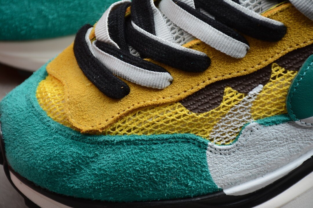 Sacai x Nike Pegasua Vaporfly Yellow Green CI9928-300