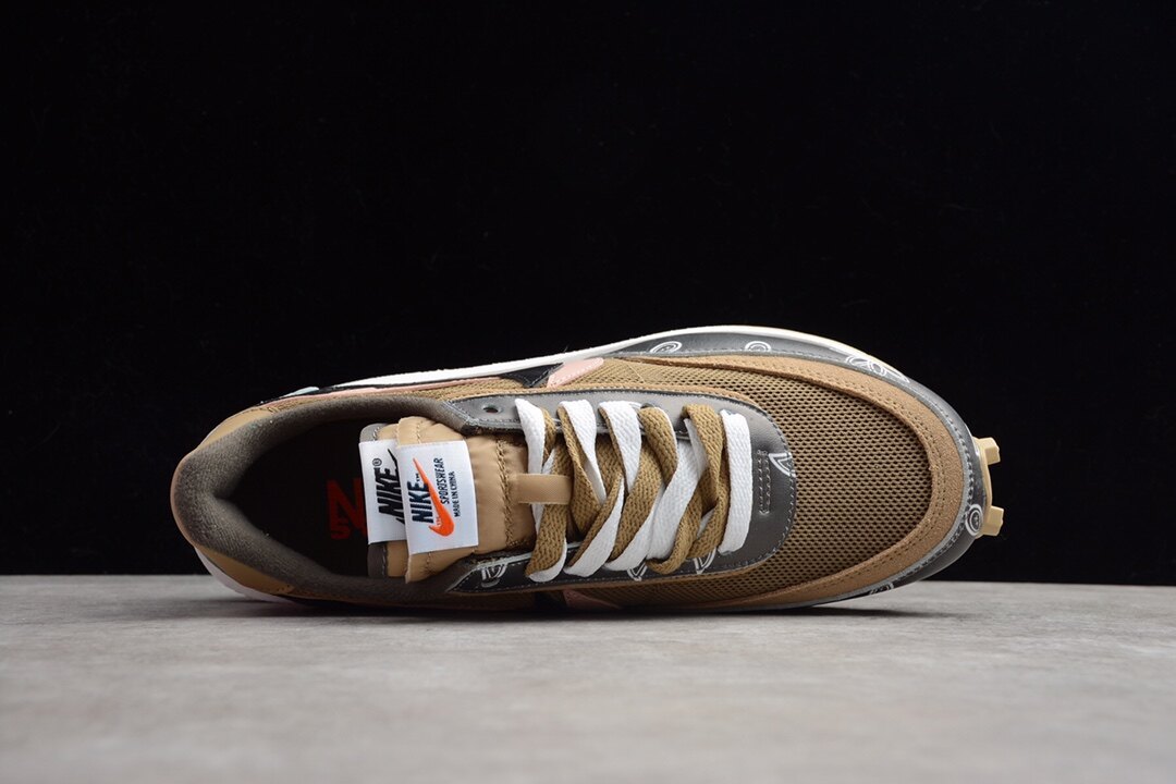 Sacai x Nike LVD Waffle Daybreak Black CV5053-001