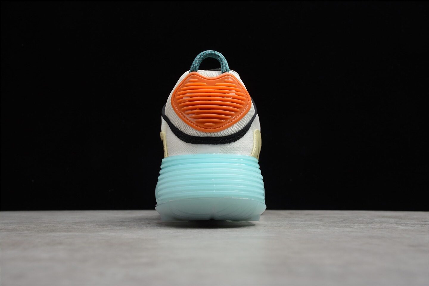 Nike Air Max 2090 Marathon DM0971-107