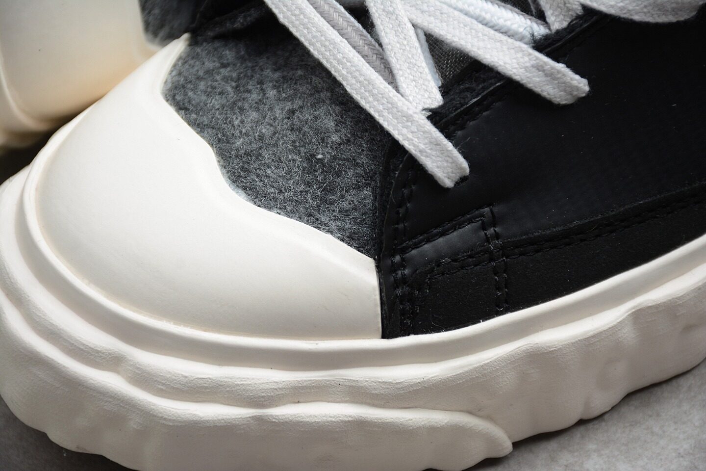 Nike Blazer Mid CZ3589-001