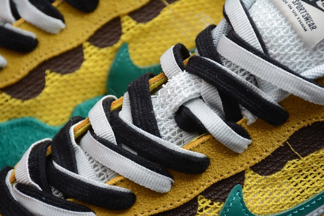 Sacai x Nike Pegasua Vaporfly Yellow Green CI9928-300