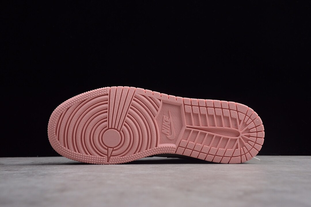 Jordan 1 Mid Trooper Bleached Coral (GS)  555112-225