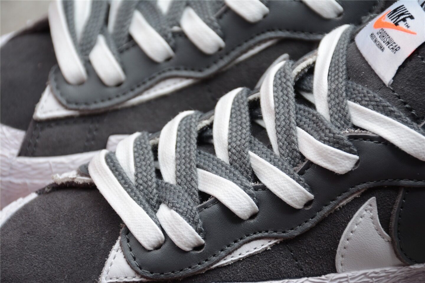Sacai x Nike Blazer Low Dark Grey White DD1877-002