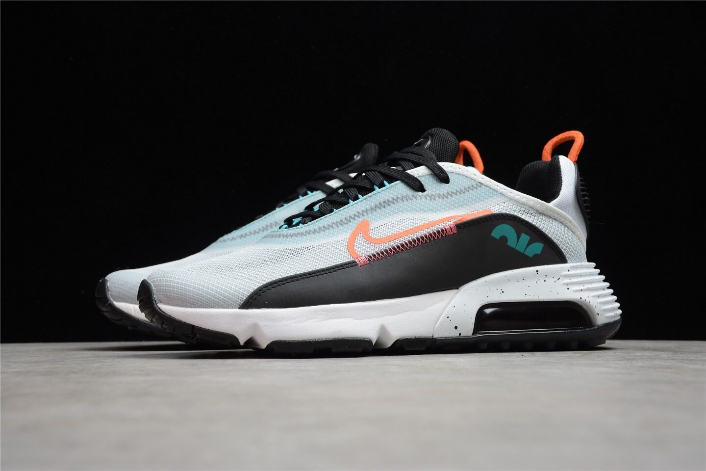 Nike Air Max 2090 Marathon CZ1708-100