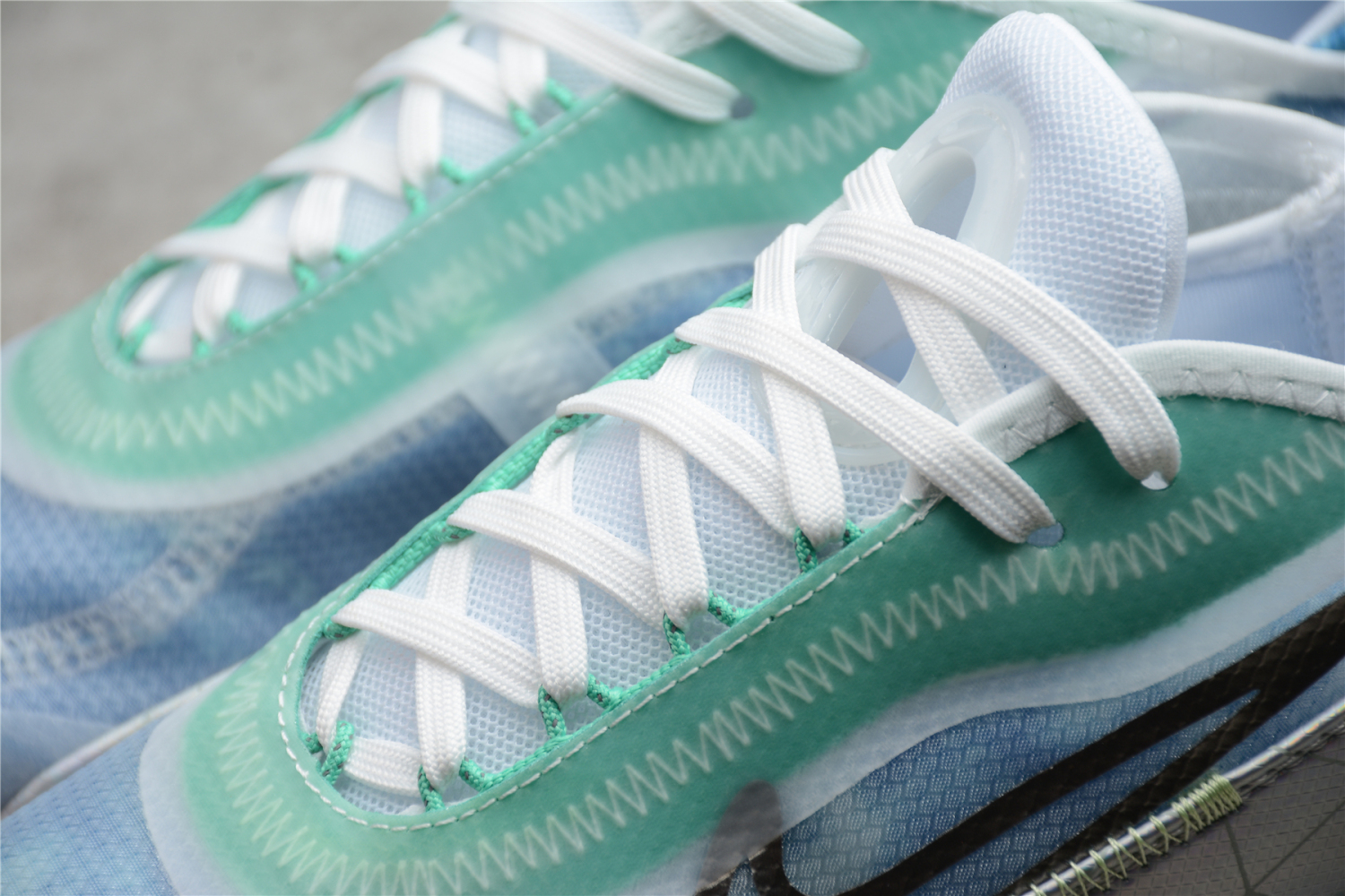 Nike Air Max 2090 Glacial Blue CZ8694-101