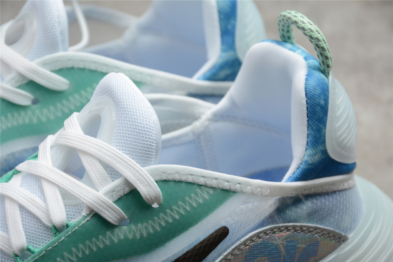 Nike Air Max 2090 Glacial Blue CZ8694-101