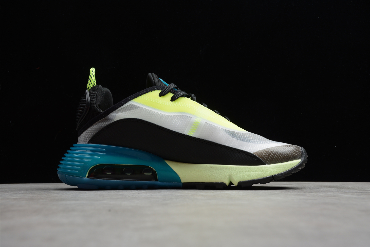 Nike Air Max 2090 Volt BV9977-101