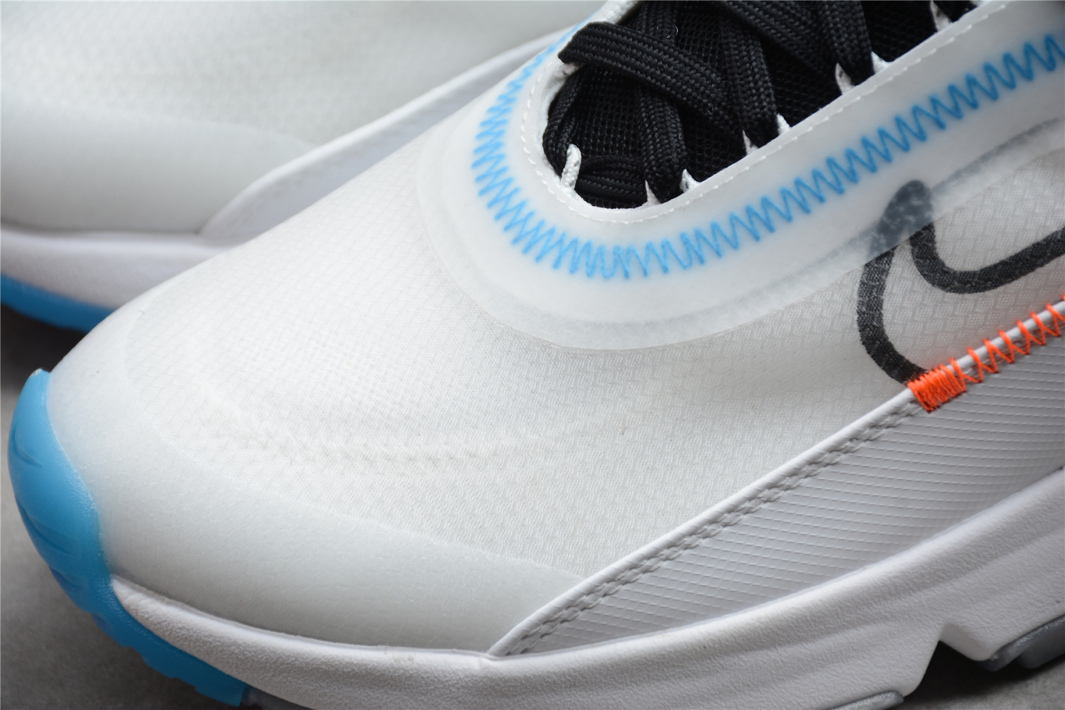 Nike Air Max 2090 Pure Platinum CT7695-100