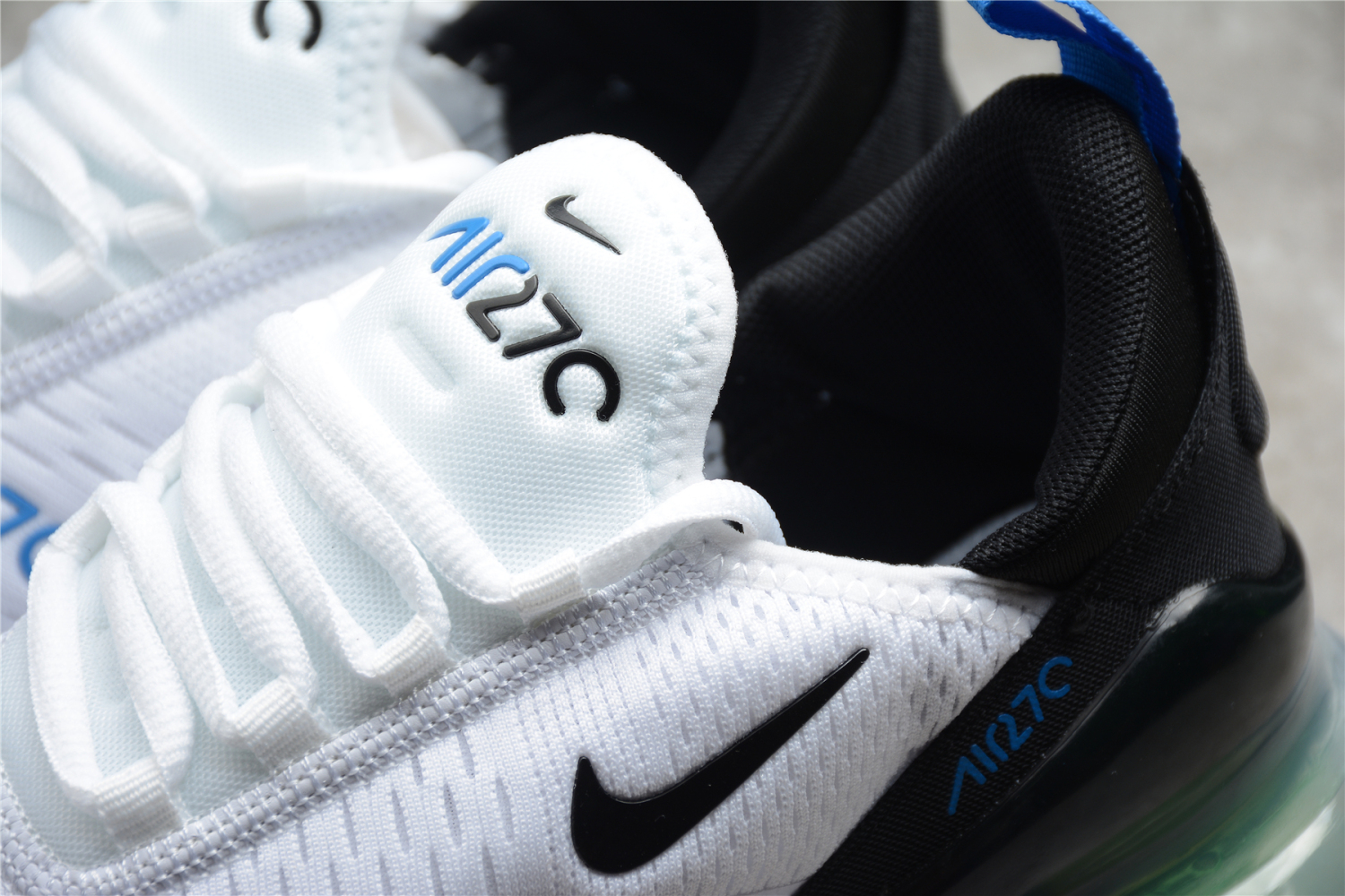 Nike Air Max 270 AH8050-001