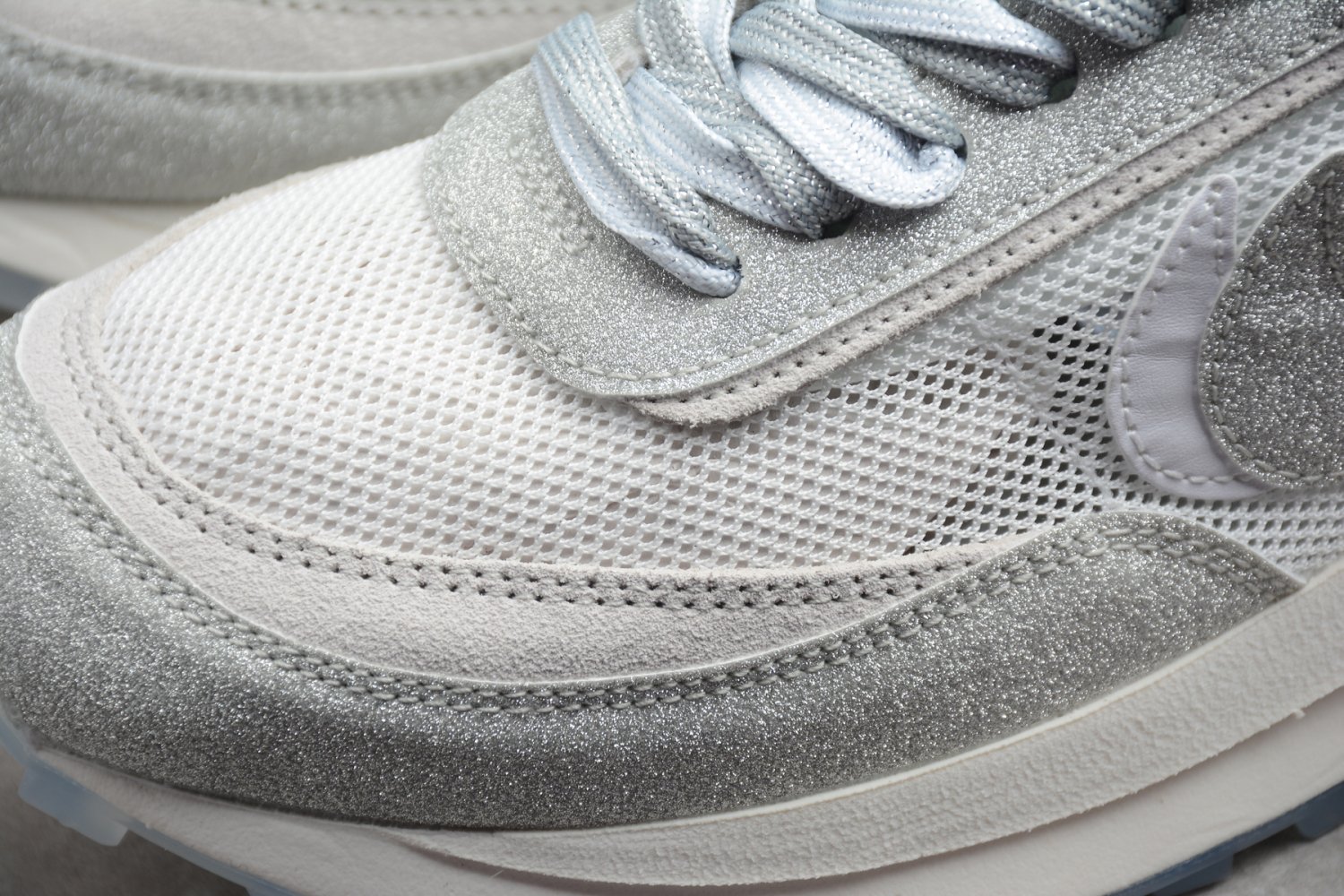 Sacai x Nike LDWaffle White Bright White BV5053-100