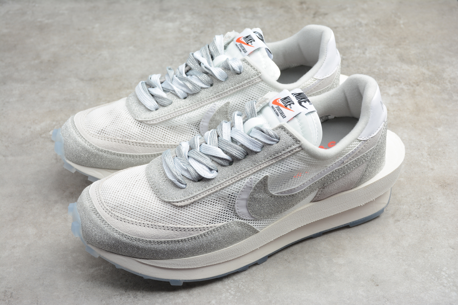 Sacai x Nike LDWaffle White Bright White BV5053-100