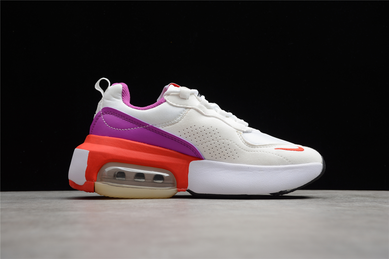 Wmns Air Max Verona - Summit White Product no. CZ6156-100