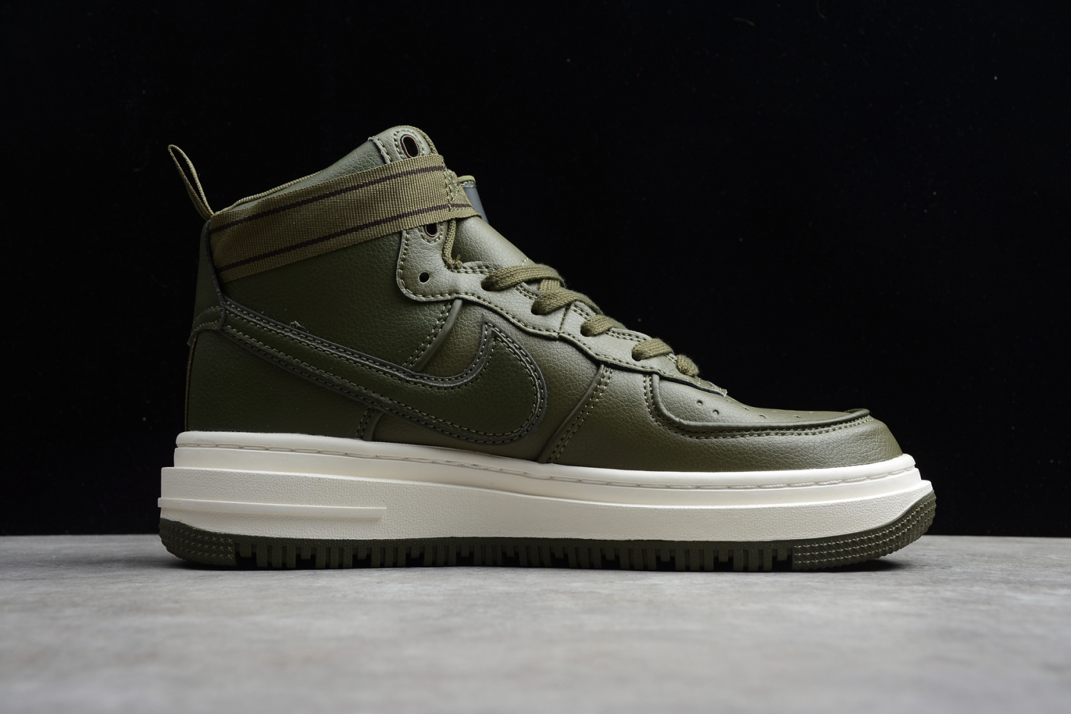 Nike Air Force 1 High Gore-Tex Boot Medium Olive CT2815-201