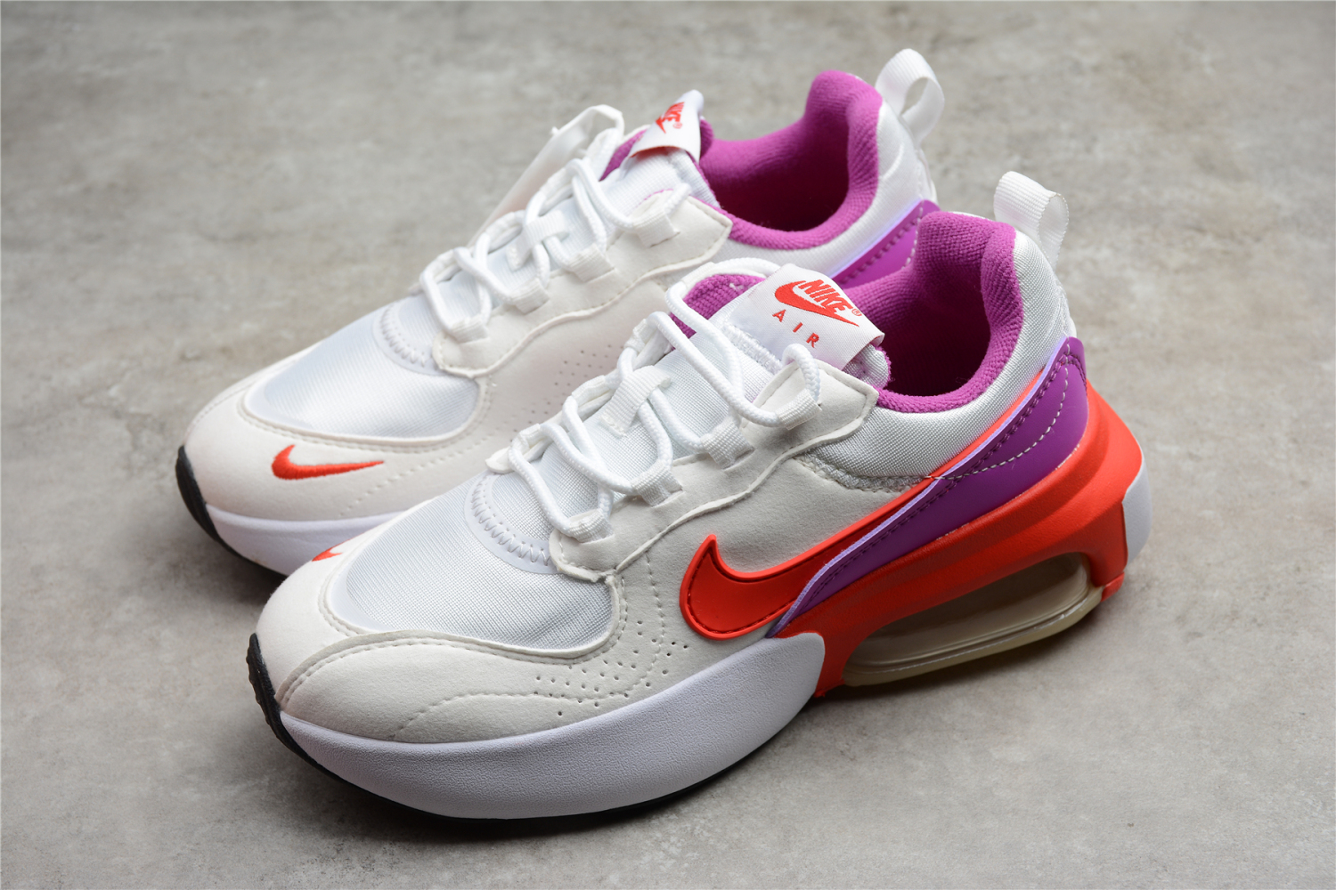 Wmns Air Max Verona - Summit White Product no. CZ6156-100