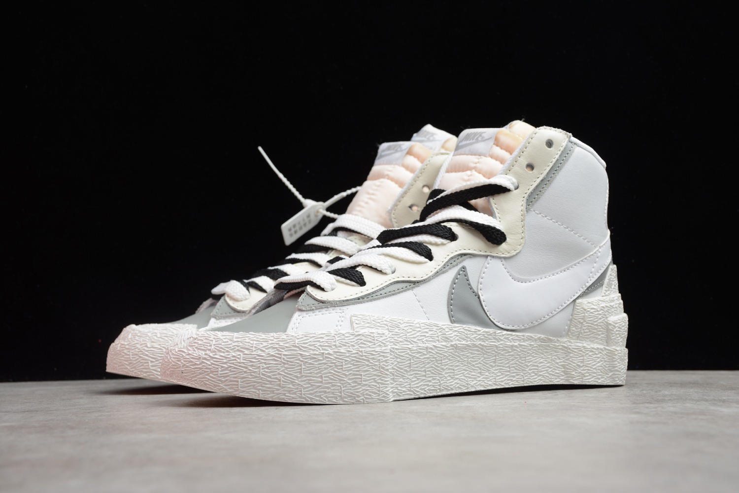 Sacai x Nike Blazer Mid Black/White BV0072-004