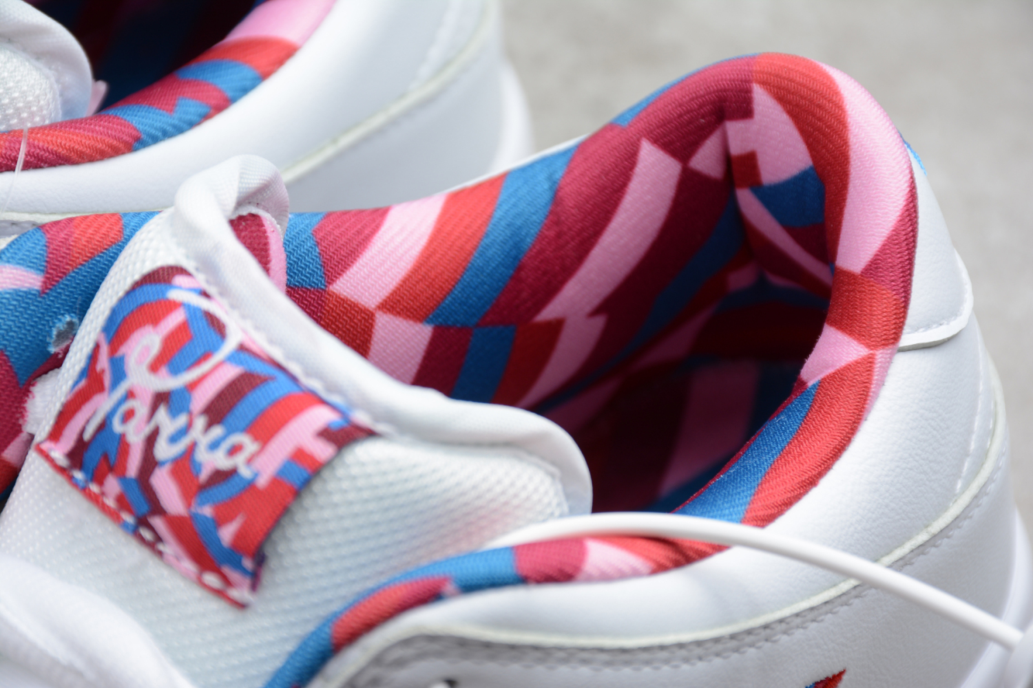Nike SB Dunk Low Parra CN4504-100
