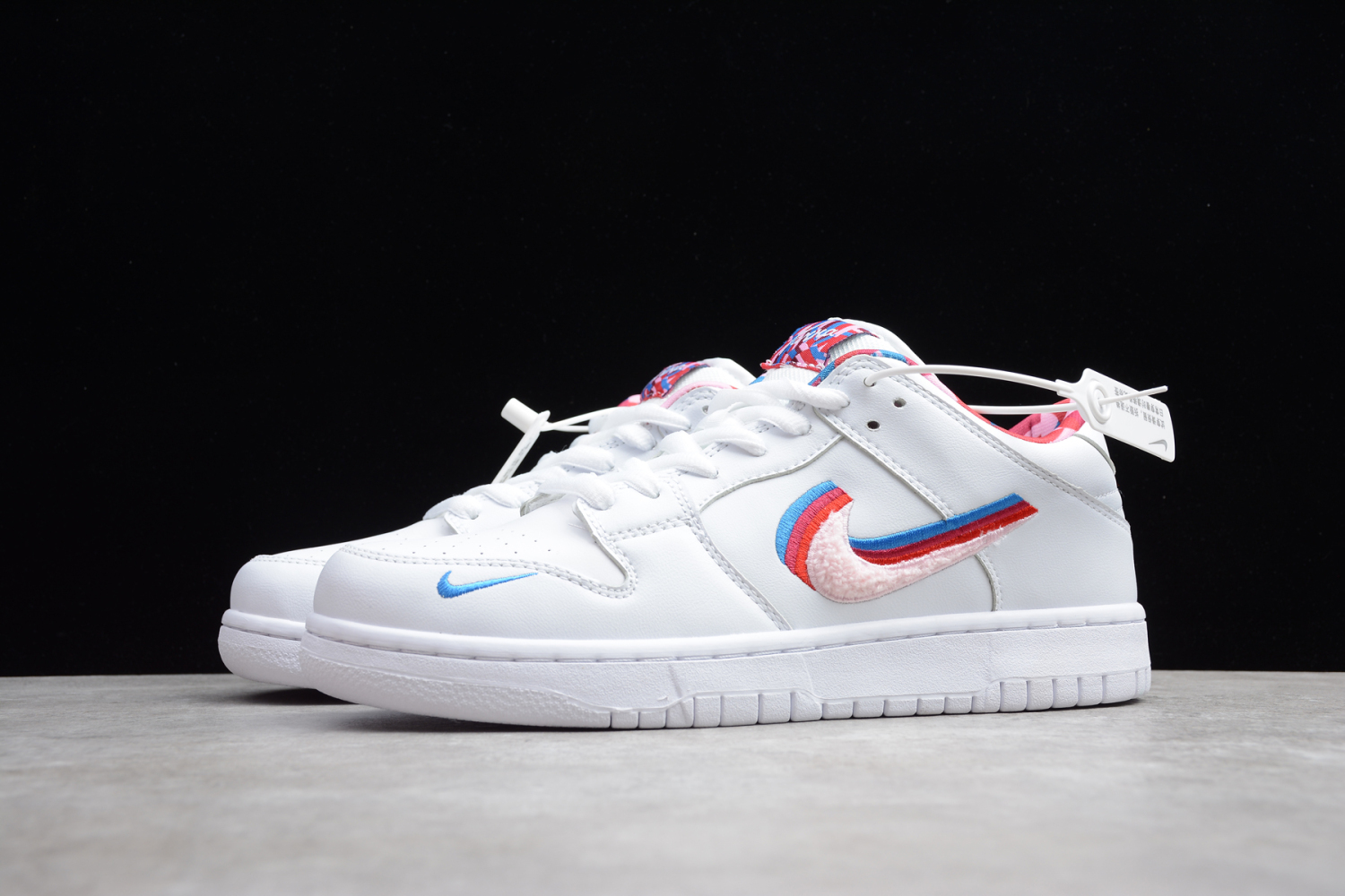 Nike SB Dunk Low Parra CN4504-100