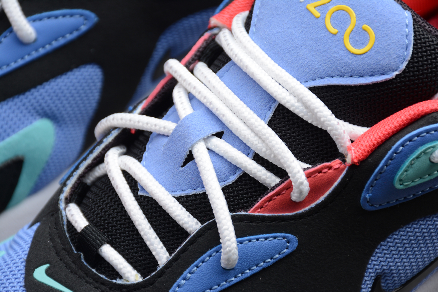 Nike Air Max 200 Royal Pulse AQ2568-401