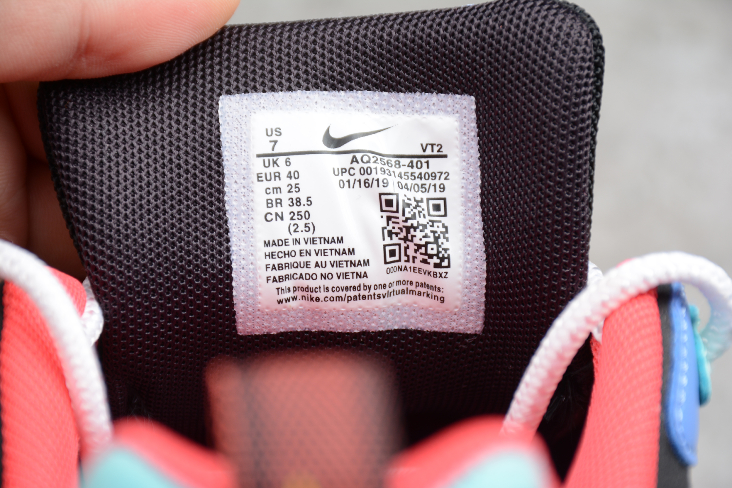 Nike Air Max 200 Royal Pulse AQ2568-401